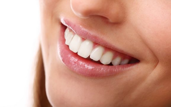 Leczenie kanałowe zębów – na czym polega i gdzie je wykonać?